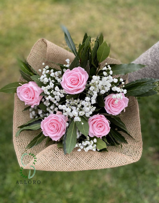 Bouquet per Laurea Rose Stabilizzate Rosa, Velo da Sposa e Alloro