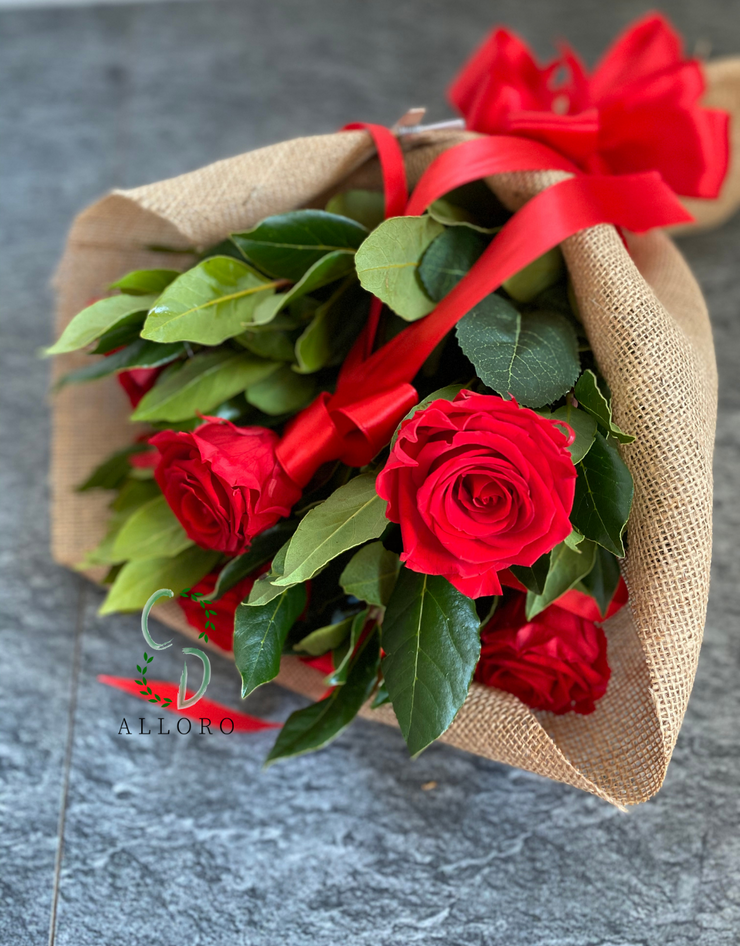 Bouquet per Laurea con Rose Stabilizzate e Alloro